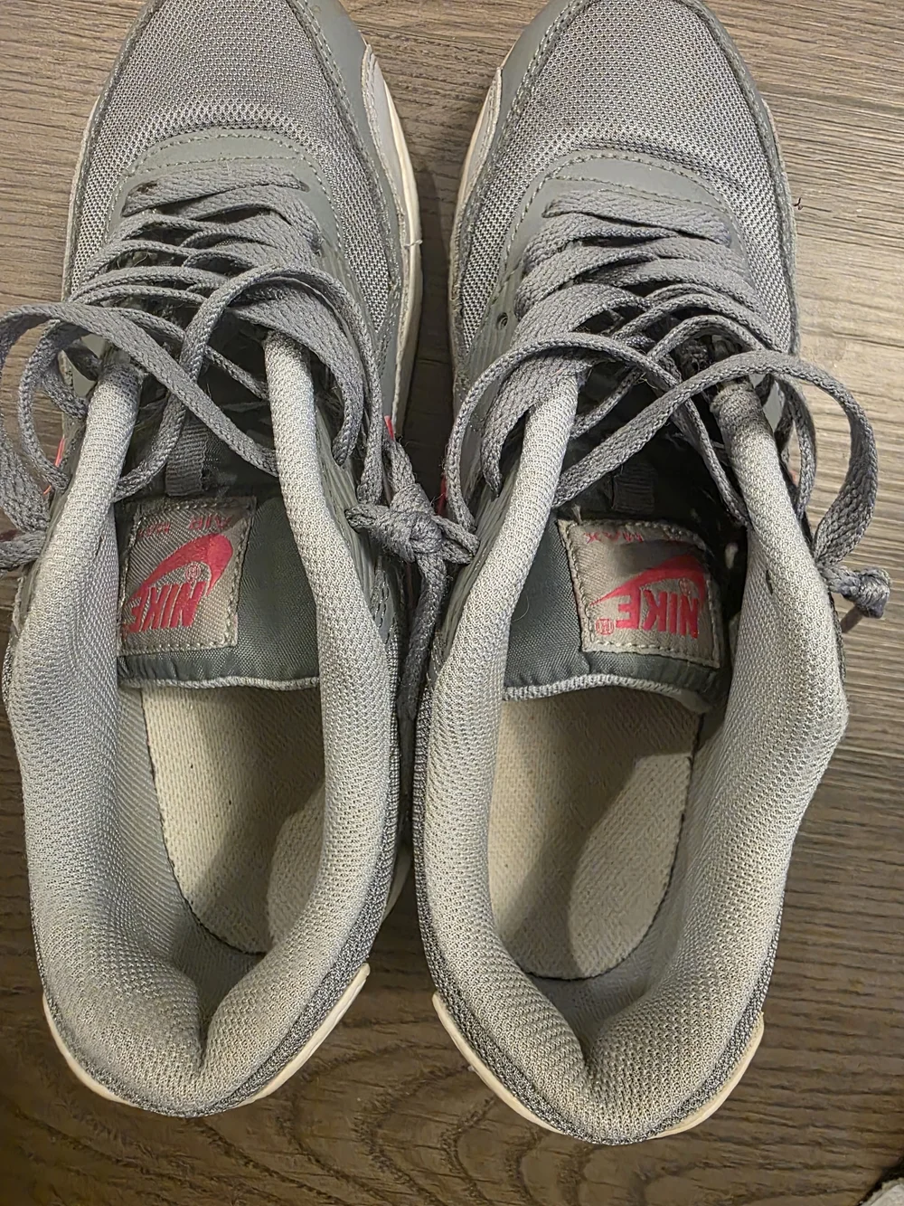 Nike Air Max Grey and Pink- Size 6Y/womens 8